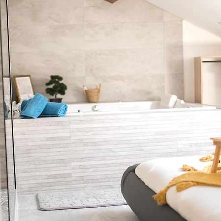 Lova Spa Saint-Etienne Kültér fotó